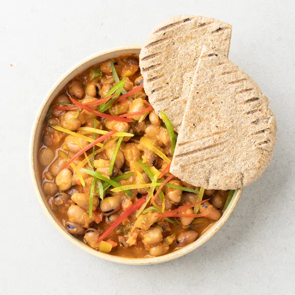 Foul Alexandria With Low Carb Bread